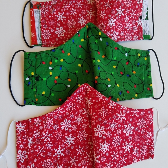 Hand Crafted Face Masks Lot of 3 Christmas/Winter Red/Green Face Masks - Picture 3 of 8
